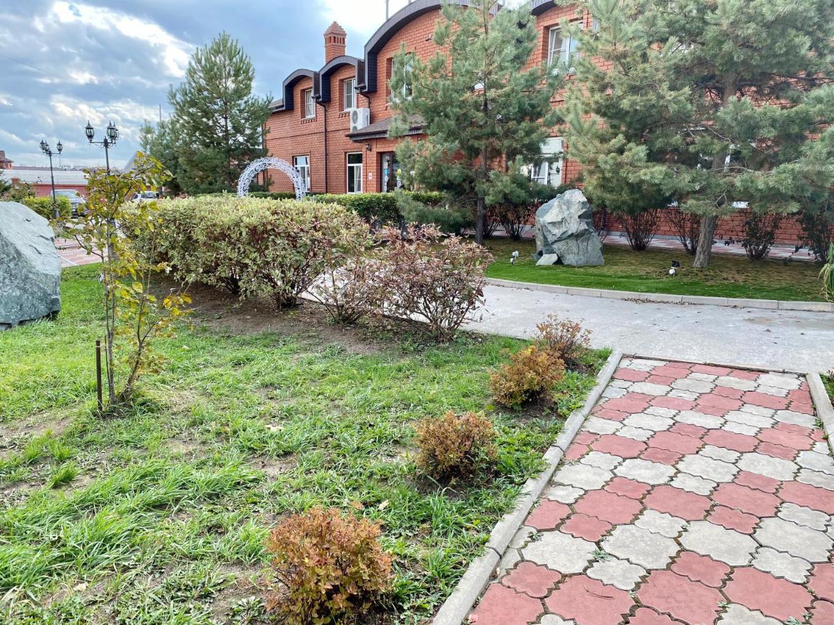 Sokolniki Hotel Khabarovsk Exterior foto